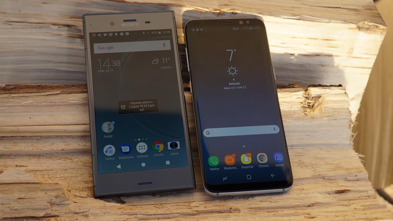 Samsung Galaxy S8   это выглядит более современно, дает пользователю лучший дисплей, больше дополнений к системе и камерам, которые делают хорошие снимки